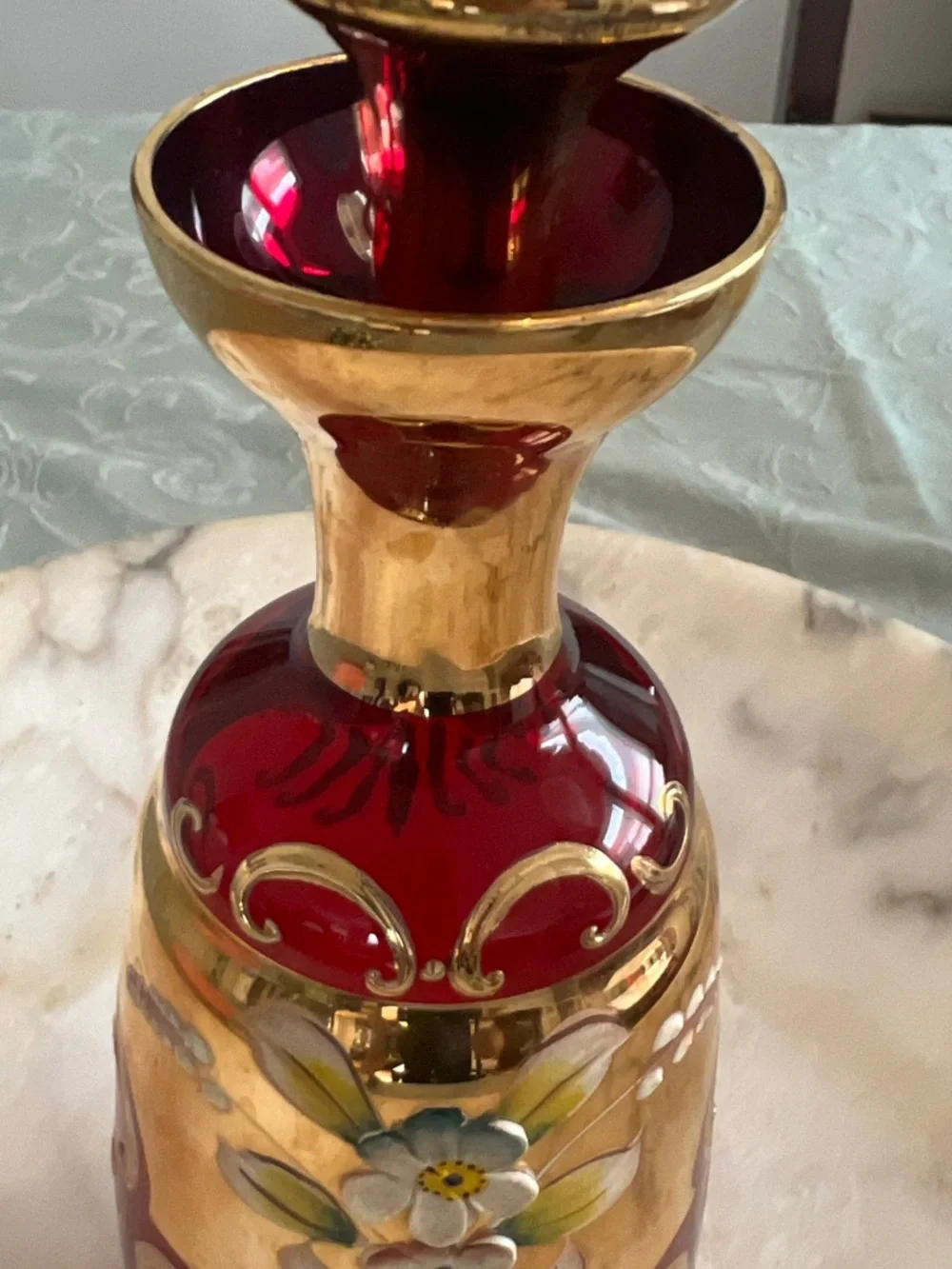 Vintage Italian Red Murano Glass Decanter - Picture 4 of 8